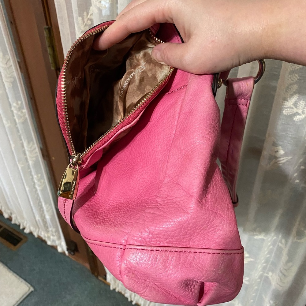 B. Makowsky Pink Leather Shoulder Bag - Picture 6 of 7